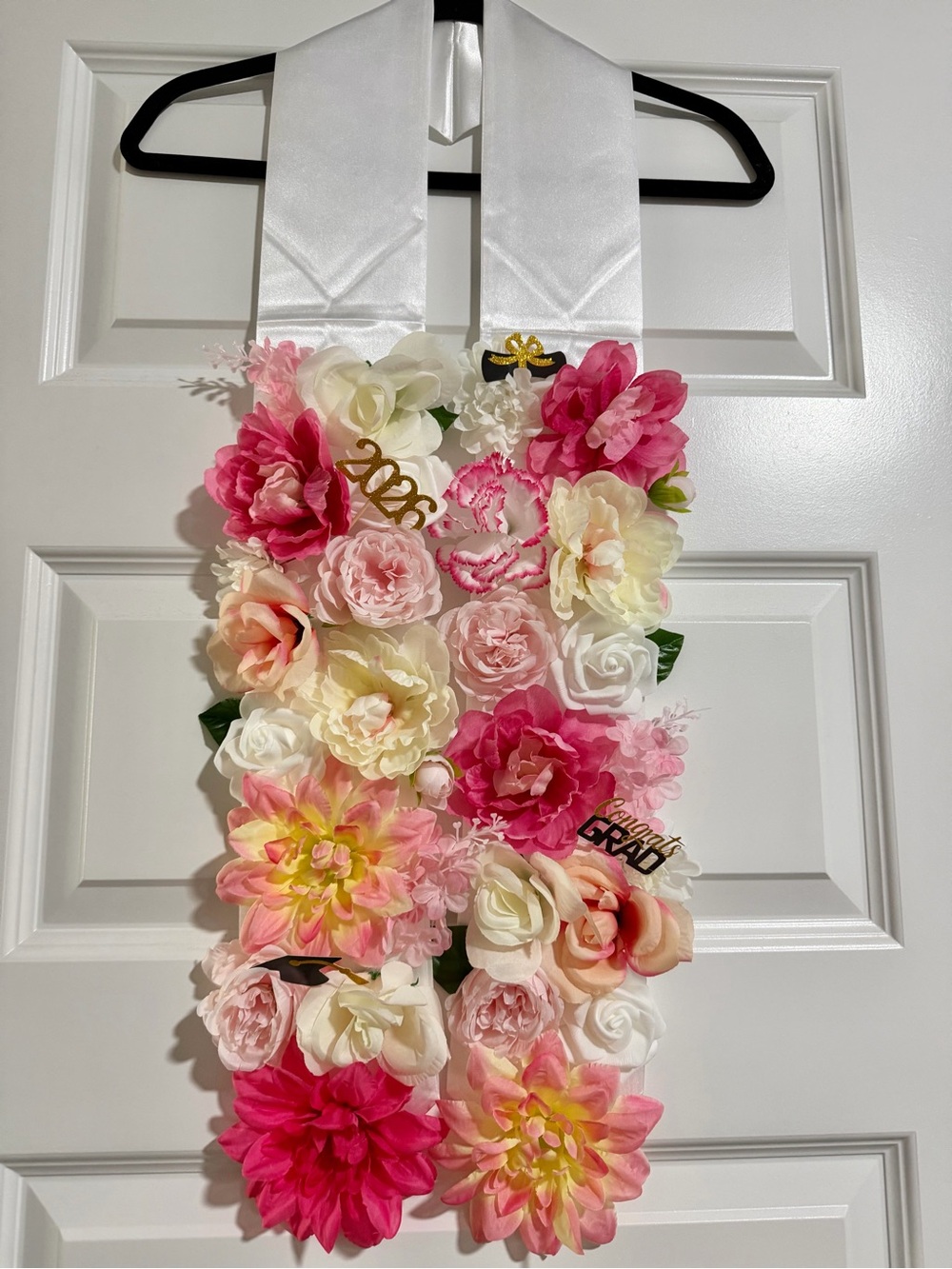 - Graduation floral sash/graduation floral lei